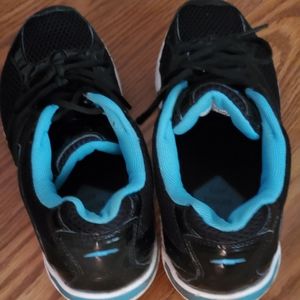 avia 606 aqua trainer